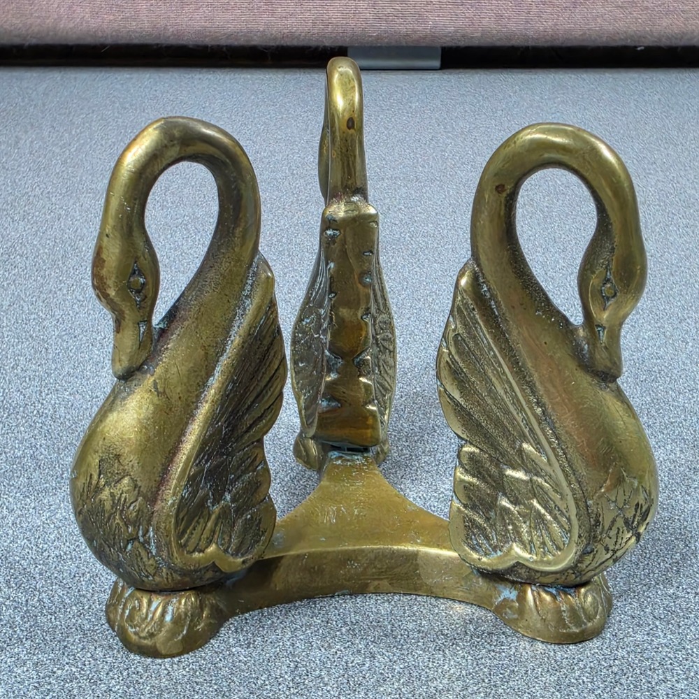 Vintage Brass Swan Trifoot Stand Home Decor - Picture 2 of 5